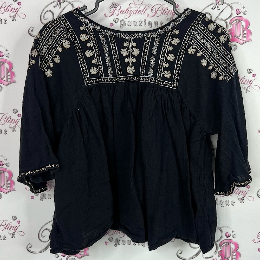 MNG suit top ruffle boho embroidered embroidery Chic Black flowy Blouse